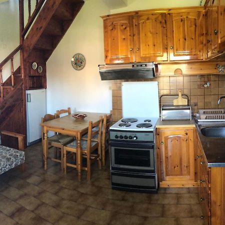 Stavros Apartments Istro Luaran gambar