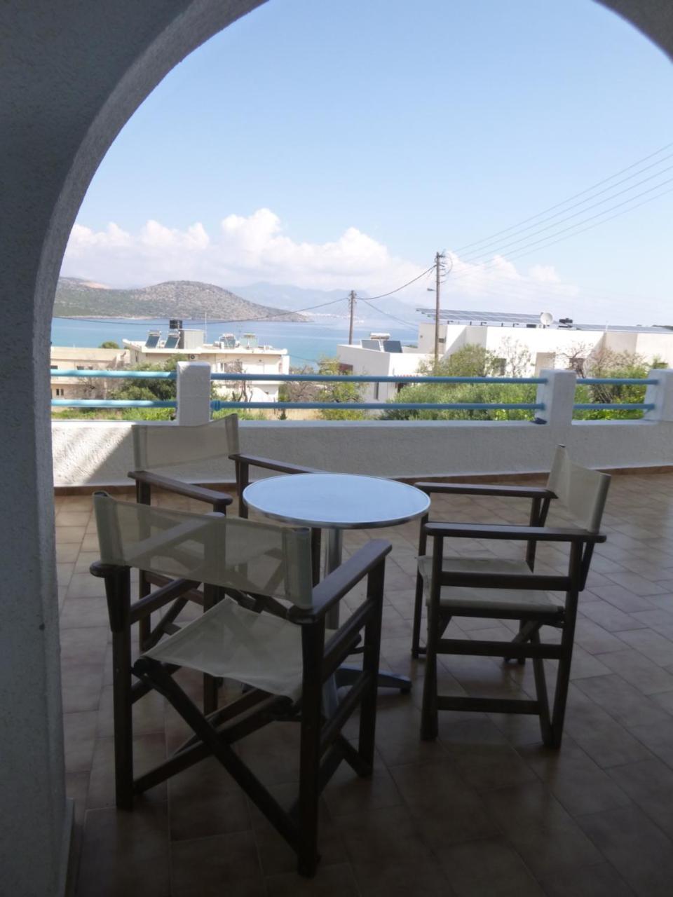 Stavros Apartments Istro Luaran gambar