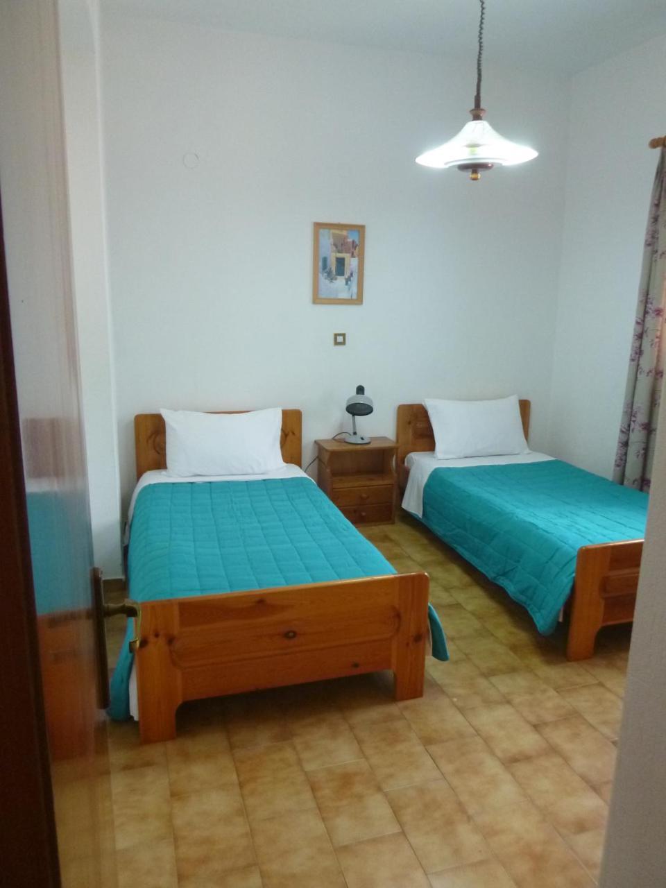 Stavros Apartments Istro Luaran gambar