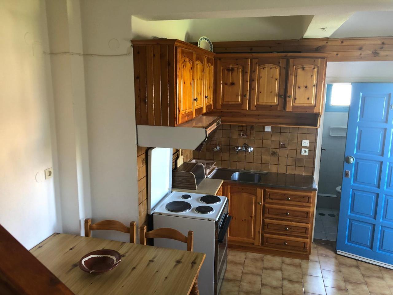 Stavros Apartments Istro Luaran gambar