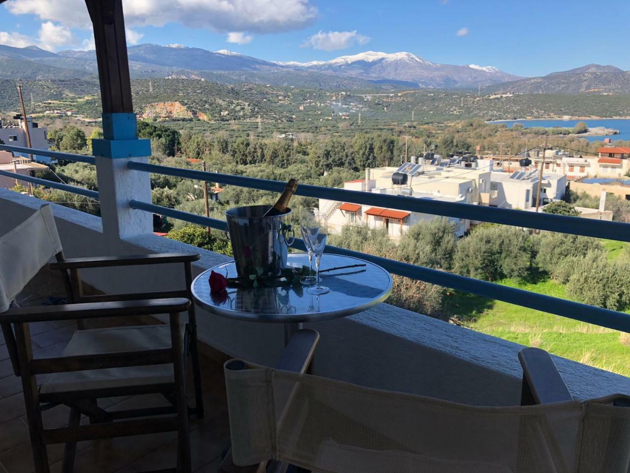 Stavros Apartments Istro Luaran gambar